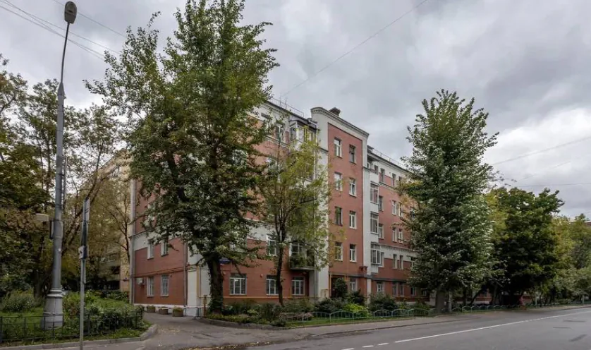 Юридический адрес по 03 ИФНС: пер. Большой Тишинский, д. 40 стр. 1
